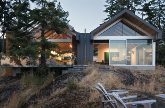 Bowen Island House / bai architects