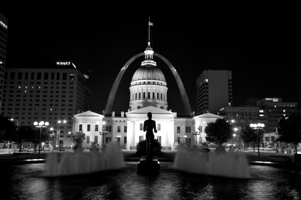 AD Classics: Gateway Arch / Eero Saarinen