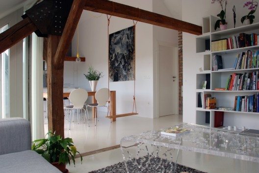 Courtesy of Granda Strovs Architects