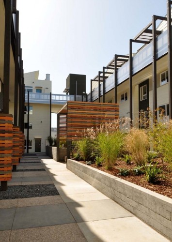 Armstrong Place Senior Housing / David Baker & Partners