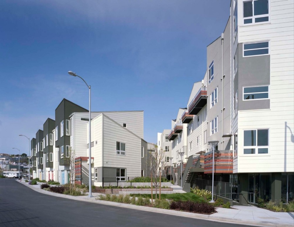 Armstrong Place Senior Housing / David Baker & Partners