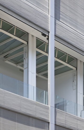 Metal Shutter Houses / Shigeru Ban Architects + Dean Maltz Architect
