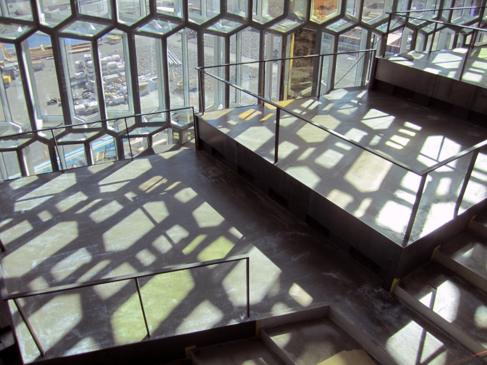 Harpa Concert Hall and Conference Centre / Henning Larsen Architects & Batteriid Architects