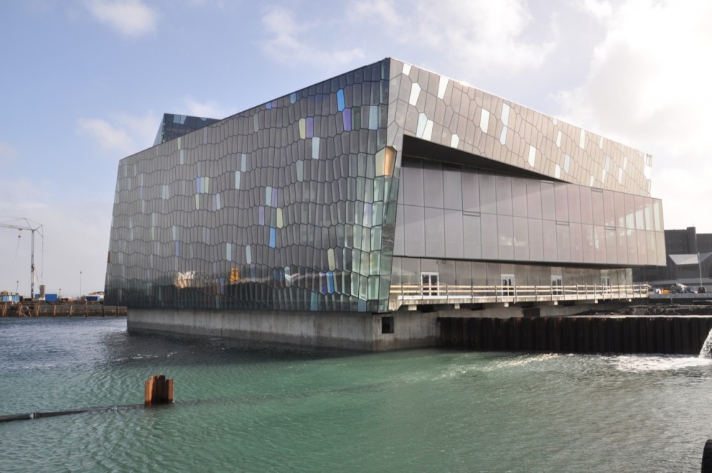 Harpa Concert Hall and Conference Centre / Henning Larsen Architects & Batteriid Architects