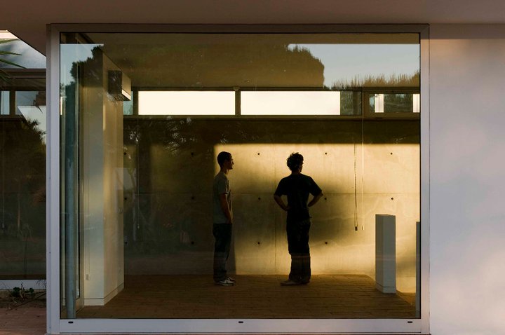 House in Vilamoura / Pedro Rogado with Vasco Mendia