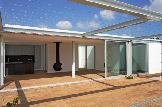 House in Palmela / Pedro Rogado & Catarina Almada