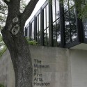 The Museum of Fine Arts Houston / Mies Van der Rohe Photo by yan.da - http://www.flickr.com/photos/darajan/
