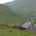Ackling Cook Bothy / Reiach and Hall Architects Ackling Cook Bothy / Reiach and Hall Architects Courtesy of Reiach and Hall Architects