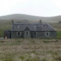 Ackling Cook Bothy / Reiach and Hall Architects Ackling Cook Bothy / Reiach and Hall Architects Courtesy of Reiach and Hall Architects
