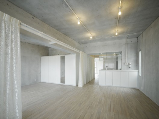 Nagi Apartment / UUfie