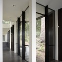 Flowing Lake Residence / David Vandervort Architects