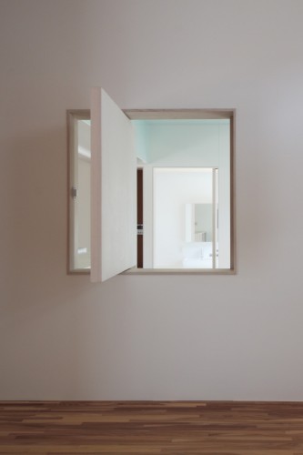 House of Seven Gardens / Ikimono Architects