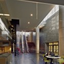 Le Quartier Concordia - John Molson School of Business / KPMB Architects with Fichten Soiferman et Associés Architectes Le Quartier Concordia - John Molson School of Business / KPMB Architects with Fichten Soiferman et Associés Architectes © Eduard Hueber