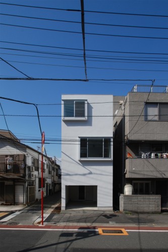 House in Oimachi / LEVEL Architects