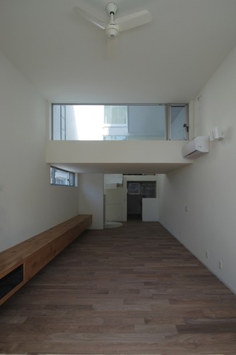 House in Oimachi / LEVEL Architects