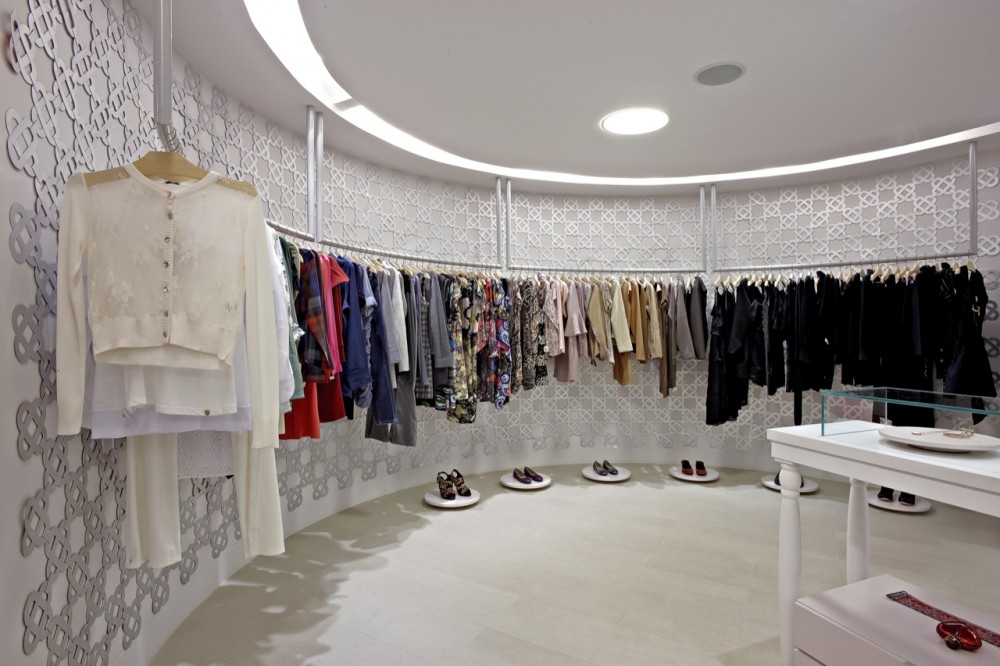Hi-Lo Store / David Guerra Architecture and Interior