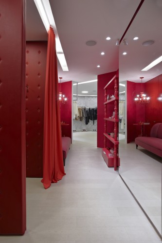 Hi-Lo Store / David Guerra Architecture and Interior