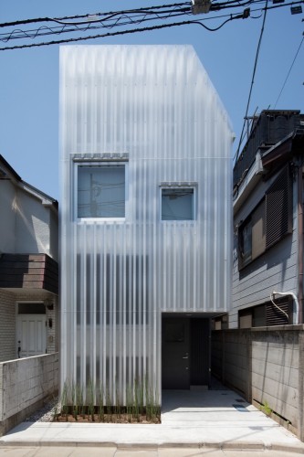 House in Kikuicho / Studio NOA