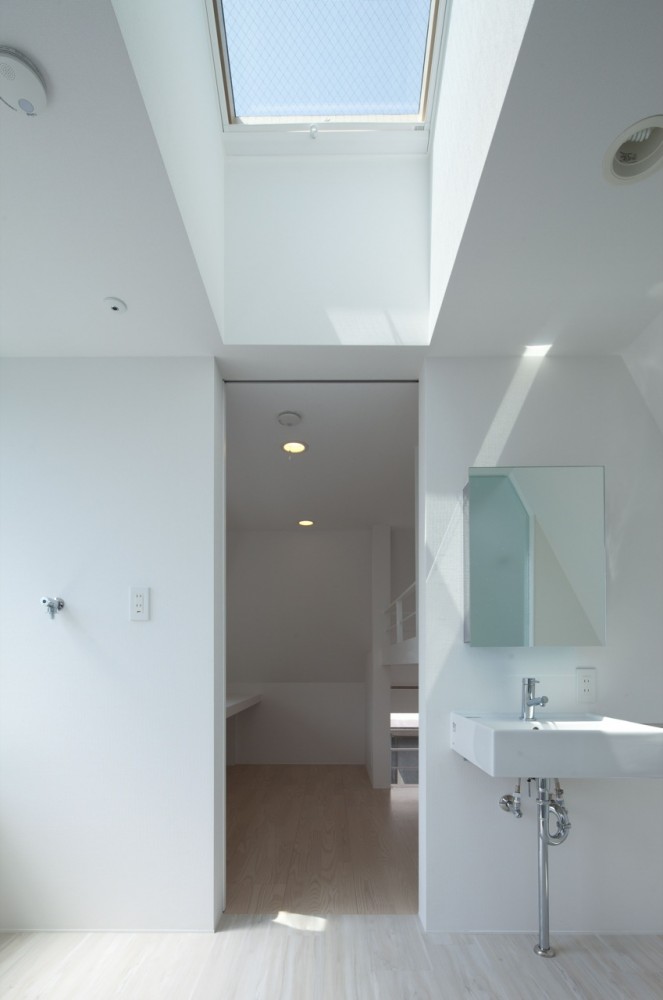 House in Kikuicho / Studio NOA