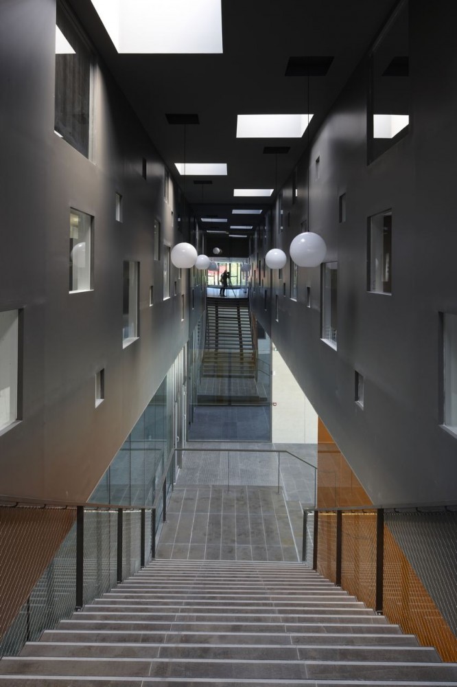 Jean-Perrin High School / Atelier d’Architecture Brenac-Gonzalez