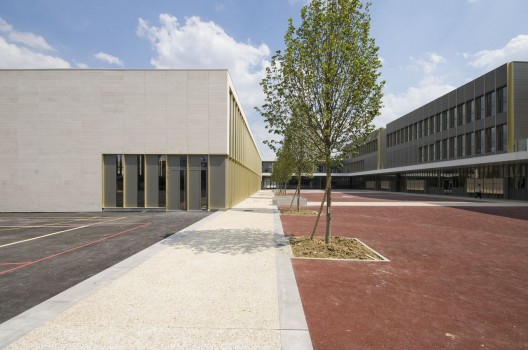 Jean-Perrin High School / Atelier d'Architecture Brenac-Gonzalez (14)
