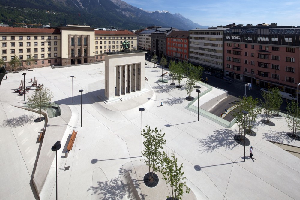 New Design for Eduard-Wallnöfer-Platz Public Square / LAAC Architekten + Stiefel Kramer Architecture
