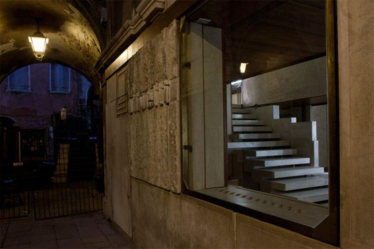 AD Classics: Olivetti Showroom / Carlo Scarpa