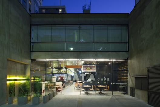 Na Mata Café / Forte, Gimenes & Marcondes Ferraz Arquitetos (18)