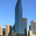 Texas Society of Architects' 25-Year Award Presented to I. M. Pei & Partners' Fountain Place Texas Society of Architects' 25-Year Award Presented to I. M. Pei & Partners' Fountain Place © Andreas Praefcke / Wikimedia Commons