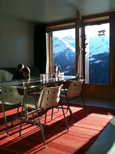 Shelter in the Swiss Alps / Personeni Raffaele Schärer Architectes (9)