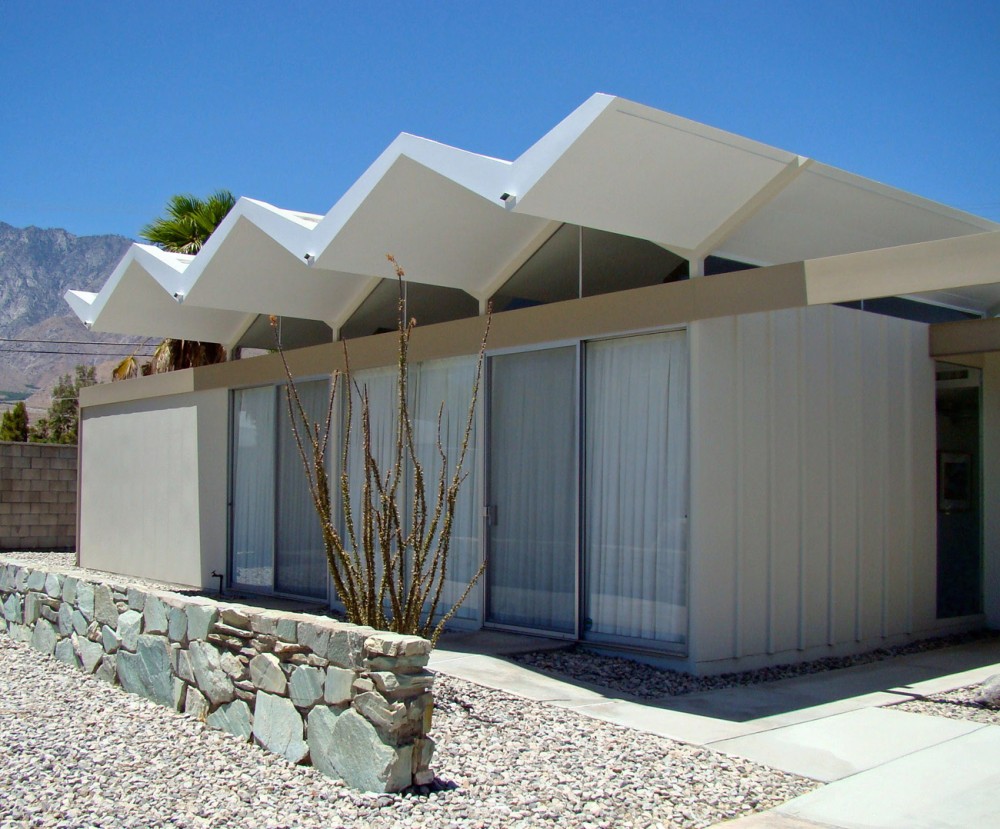 AD Classics: Steel Pre-Fab Houses / Donald Wexler