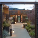 Wolf Creek View Cabin / Balance Associates Architects Wolf Creek View Cabin / Balance Associates Architects © Steve Keating Photography