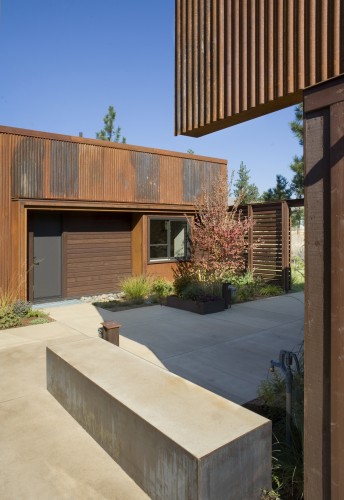 Wolf Creek View Cabin / Balance Associates Architects