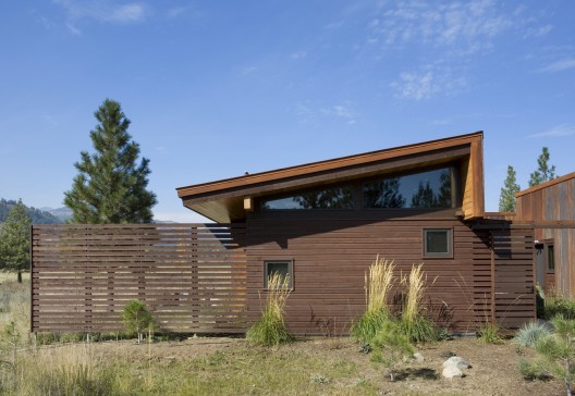 Wolf Creek View Cabin / Balance Associates Architects