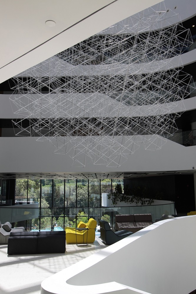 Lone Hotel / 3LHD