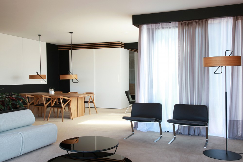 Lone Hotel / 3LHD