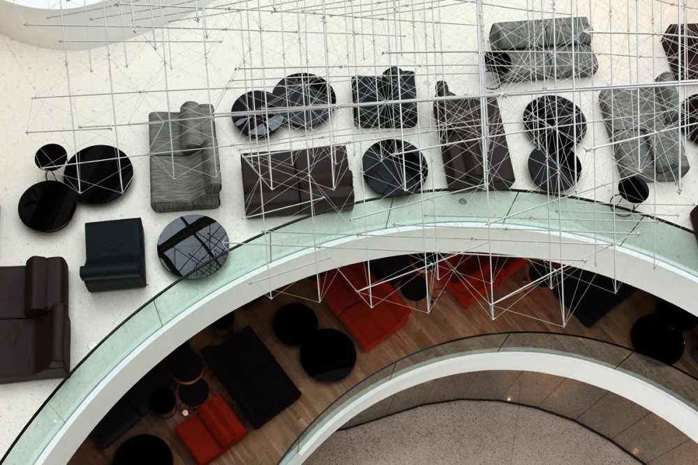 Lone Hotel / 3LHD