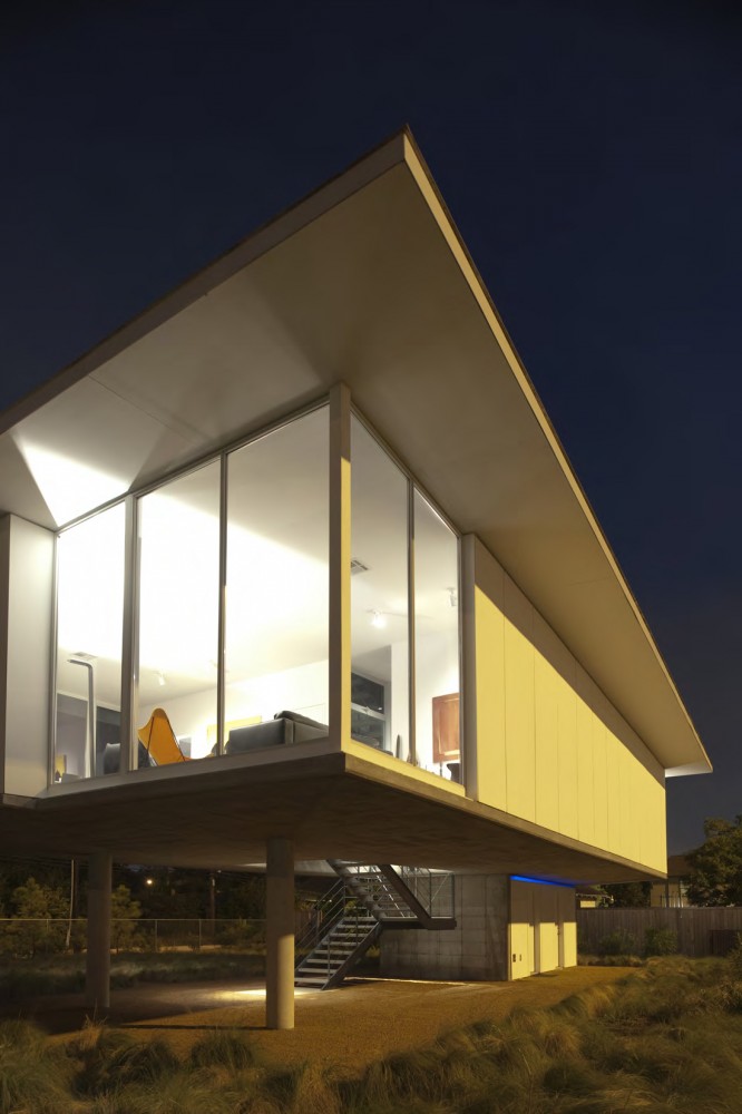 St. Emanuel House / Ronnie Self