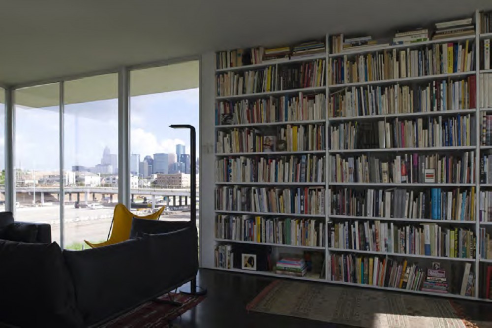 St. Emanuel House / Ronnie Self