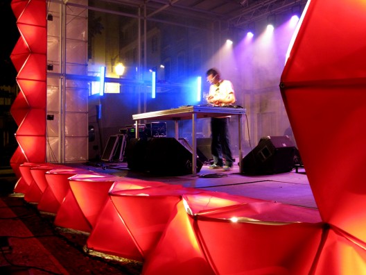 Party Animal / LIKEarchitects (7)