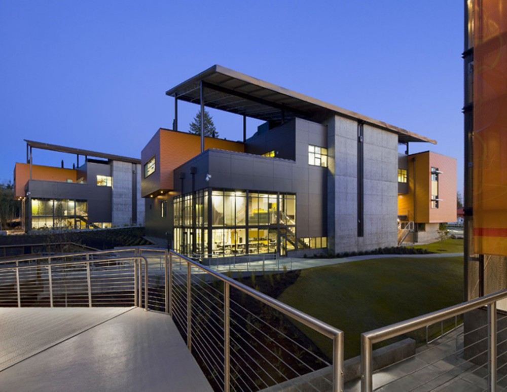 Marysville Getchell High School / DLR Group