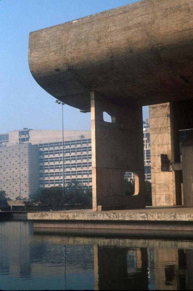 AD Classics: Palace of the Assembly / Le Corbusier