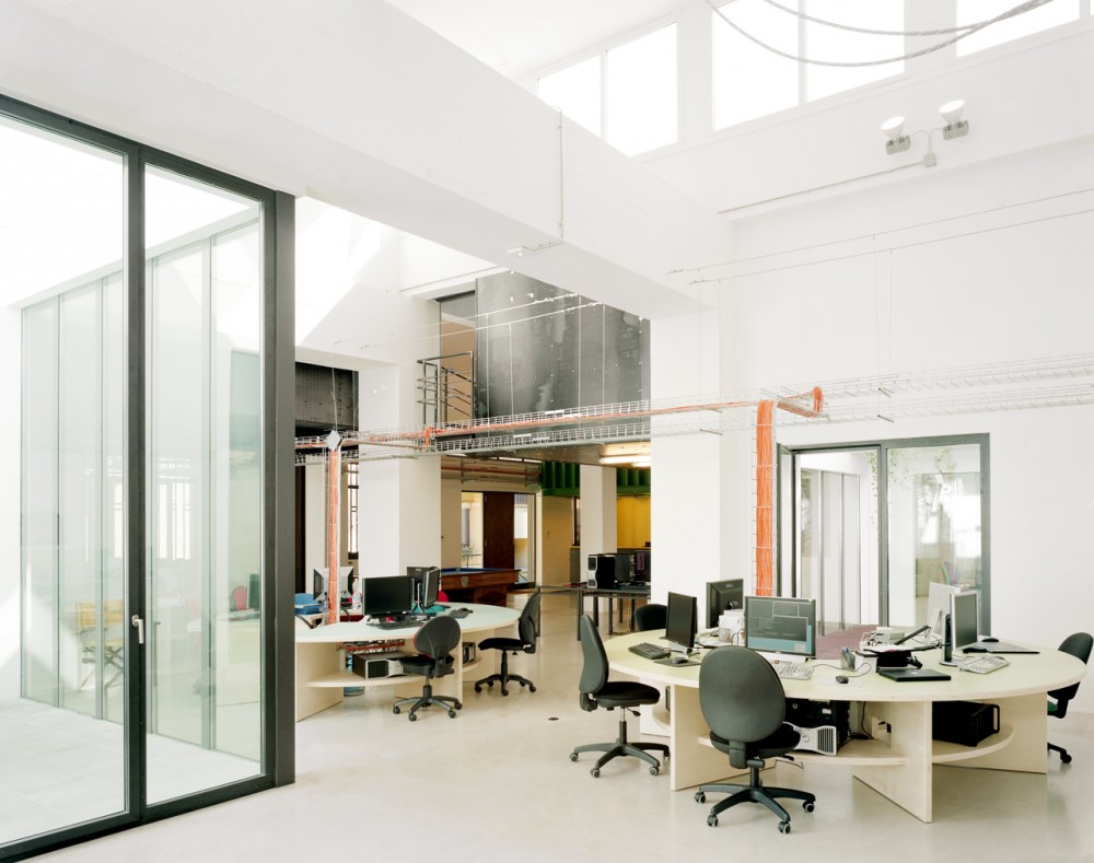 New EDI Headquarters / tiarstudio + RMA