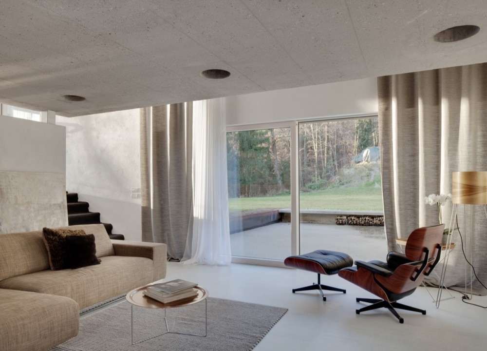 3M House / destilat