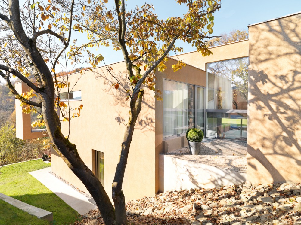 3M House / destilat