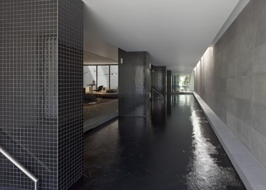 House 20 / Joslon Architecture
