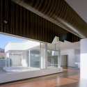 Clifton Hill House / Sharif Abraham Architects (5) Clifton Hill House / Sharif Abraham Architects (5) © Matthew Stanton