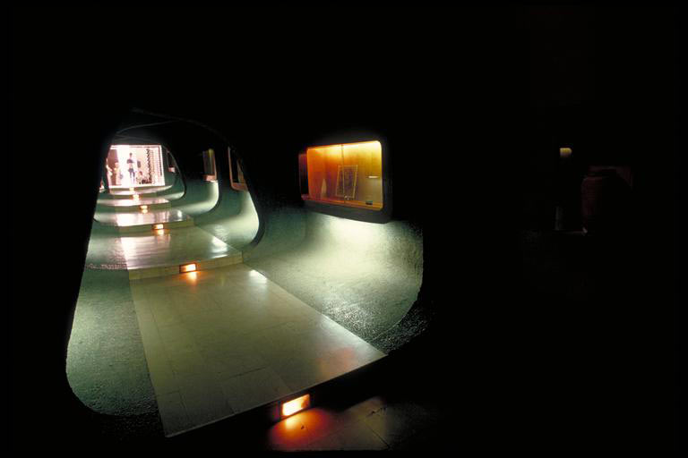 AD Classics: Shrine of the Book / Armand Phillip Bartos and Frederick John Kiesler