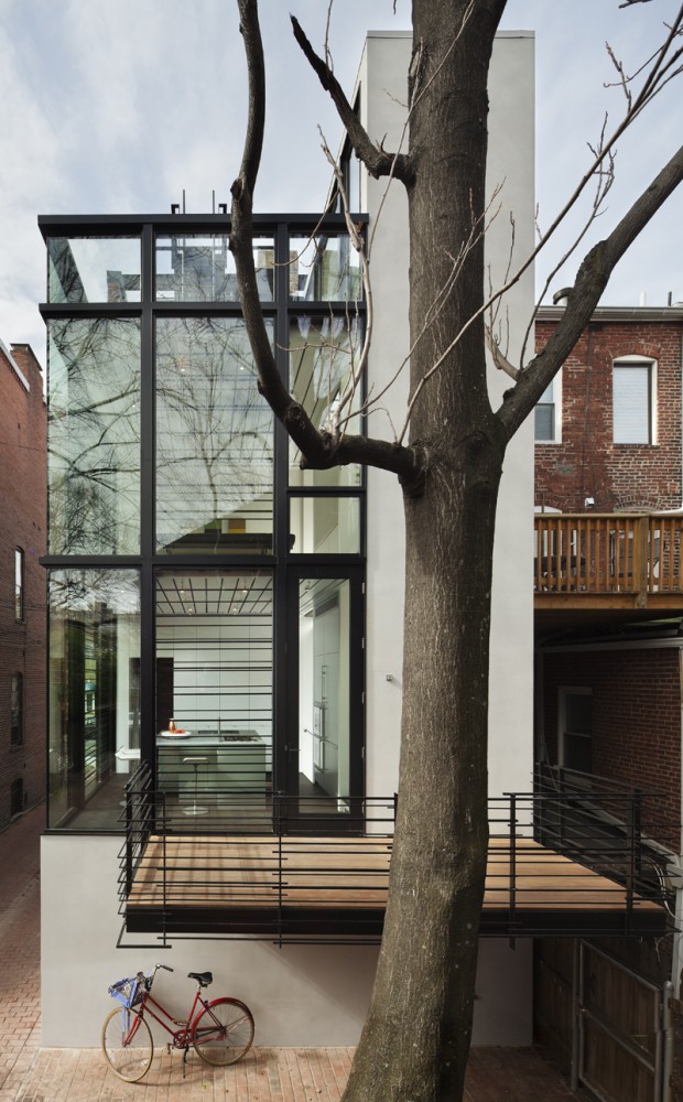 Barcode House / David Jameson Architect