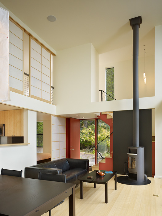 Doe Bay Cabin / Heliotrope Architects